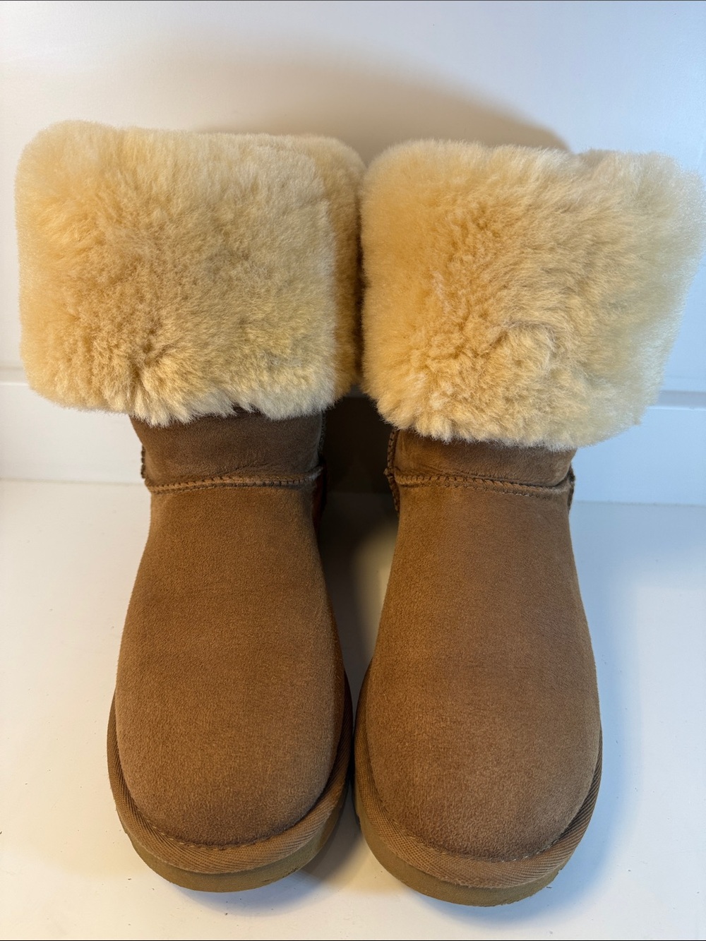 UGG Australia Classic Women's Tall Shearling Boots in Chestnut - Size 7 - Picture 7 of 10